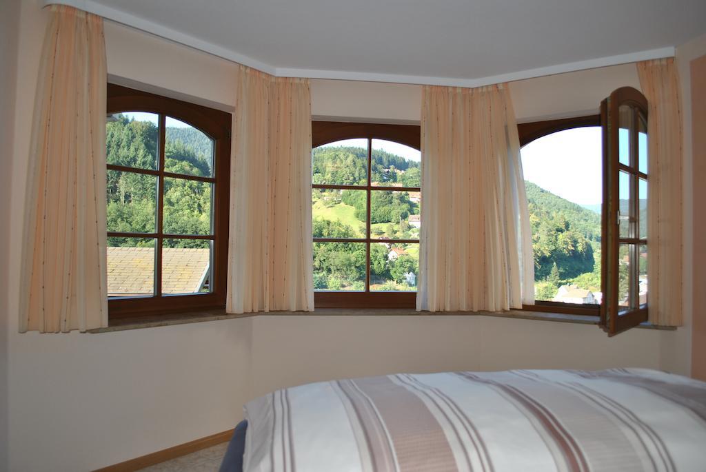 Ferienwohnung Schwarzwaldsteig Bad Peterstal-Griesbach Chambre photo